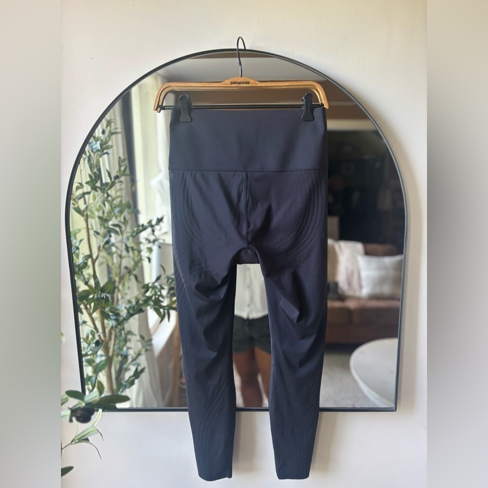KNIX | leakproof leggings | size medium - Picture 4 of 5
